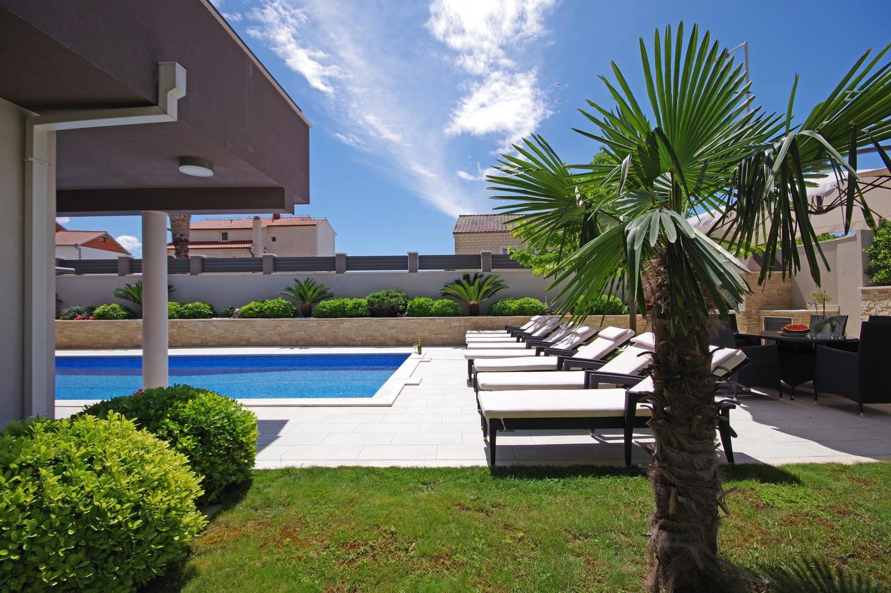 Villa Lucas Подстрана Экстерьер фото